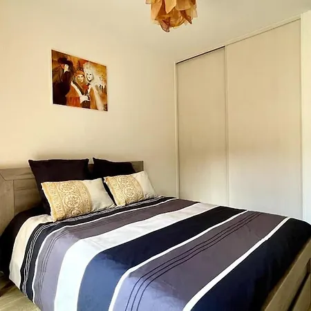 Beautiful Place, Quiet Residence, Close To Beaches