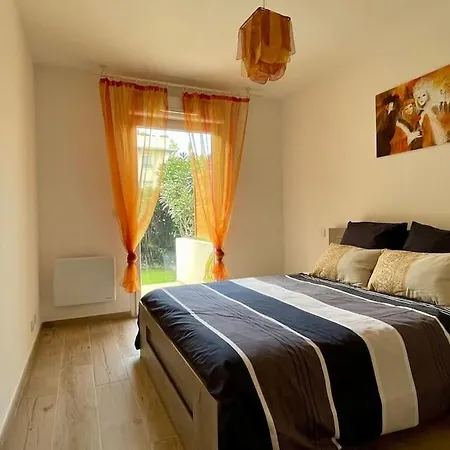 Lägenhet Beautiful Place, Quiet Residence, Close To Beaches Fréjus